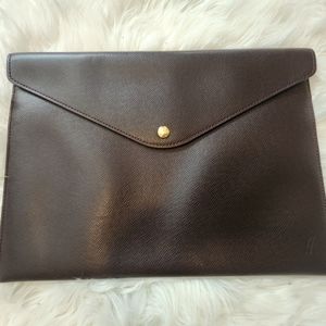 LOUIS VUITTON Bordeaux Clutch/Envelope